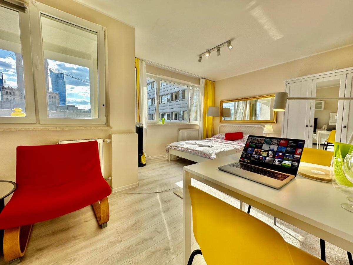 Super Gold Centrum 2x Metro Wifi 600 Mb/s Netflix Hbo Appletv Apartment Warschau